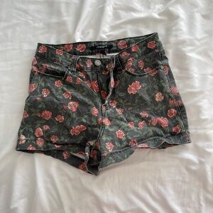 Mini flower jean shorts size 2